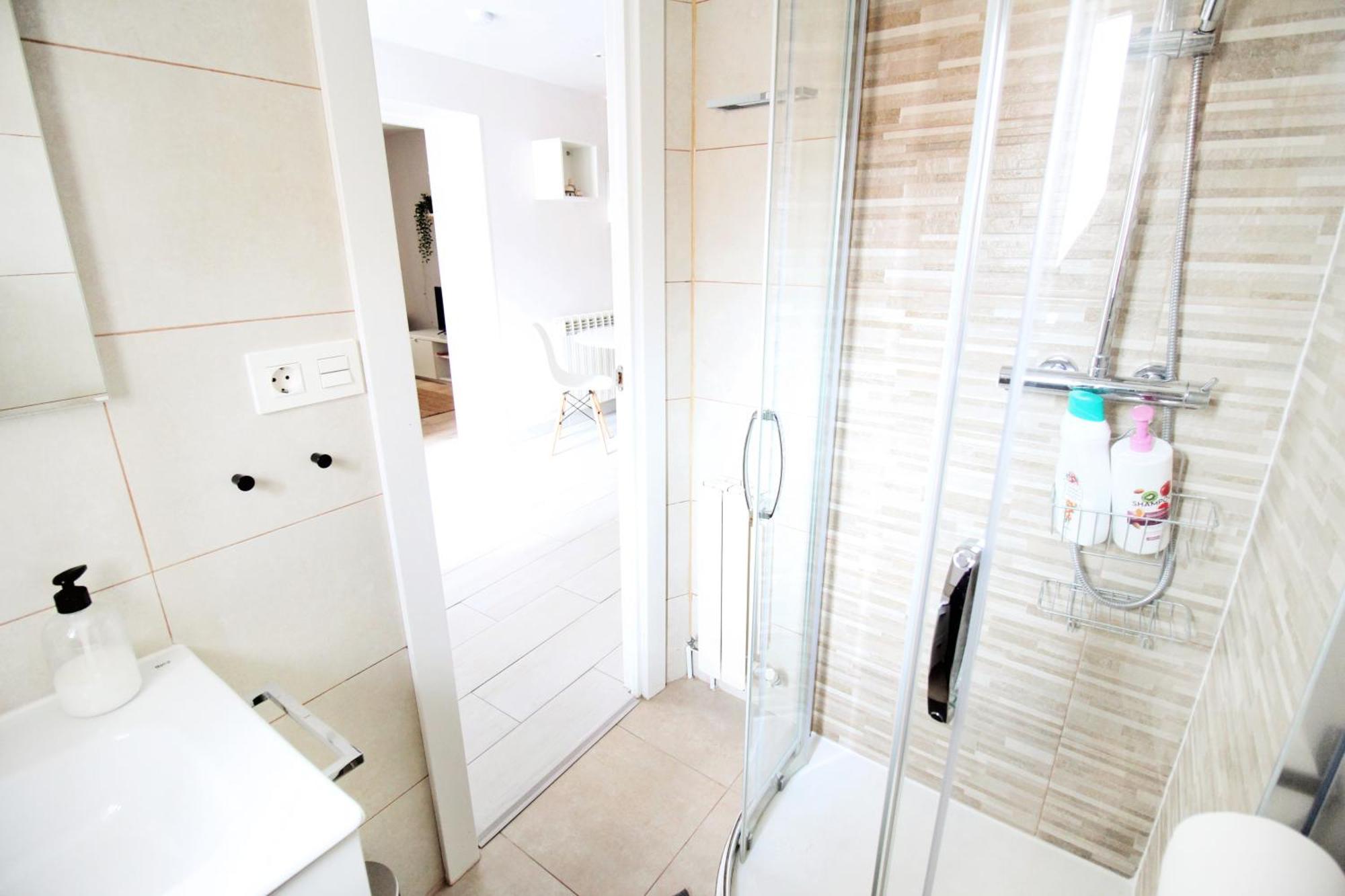 Apartamento Moderno Al Pie De Los Pirineos ซาบิญานิโก ภายนอก รูปภาพ